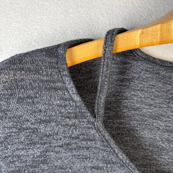 Juicy Couture Simple V-Neck Pullover Womens M Sweater Long Sleeve Heather Gray - Picture 3 of 9